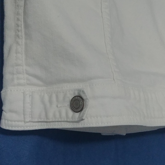 American Eagles Ladies Cropped Denium Style Jacket 100% Cotton - Picture 8 of 16